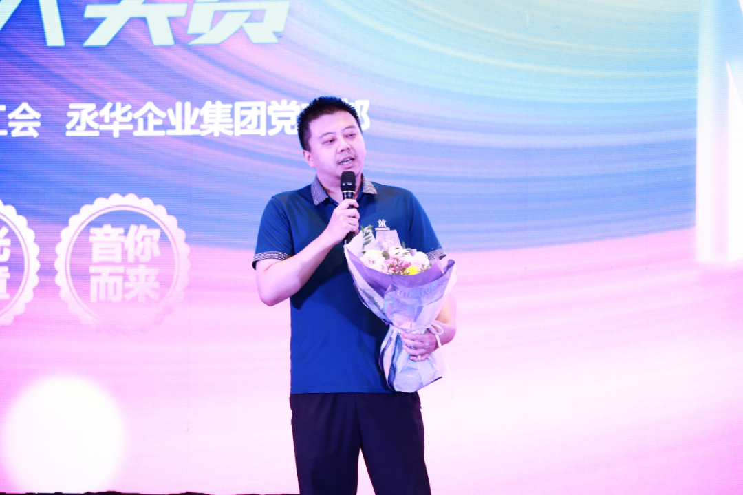 王若冰.jpg