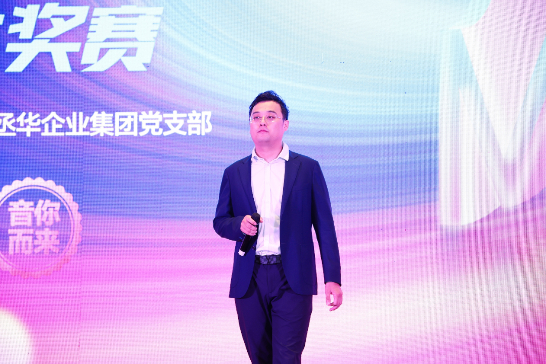周坤2.jpg