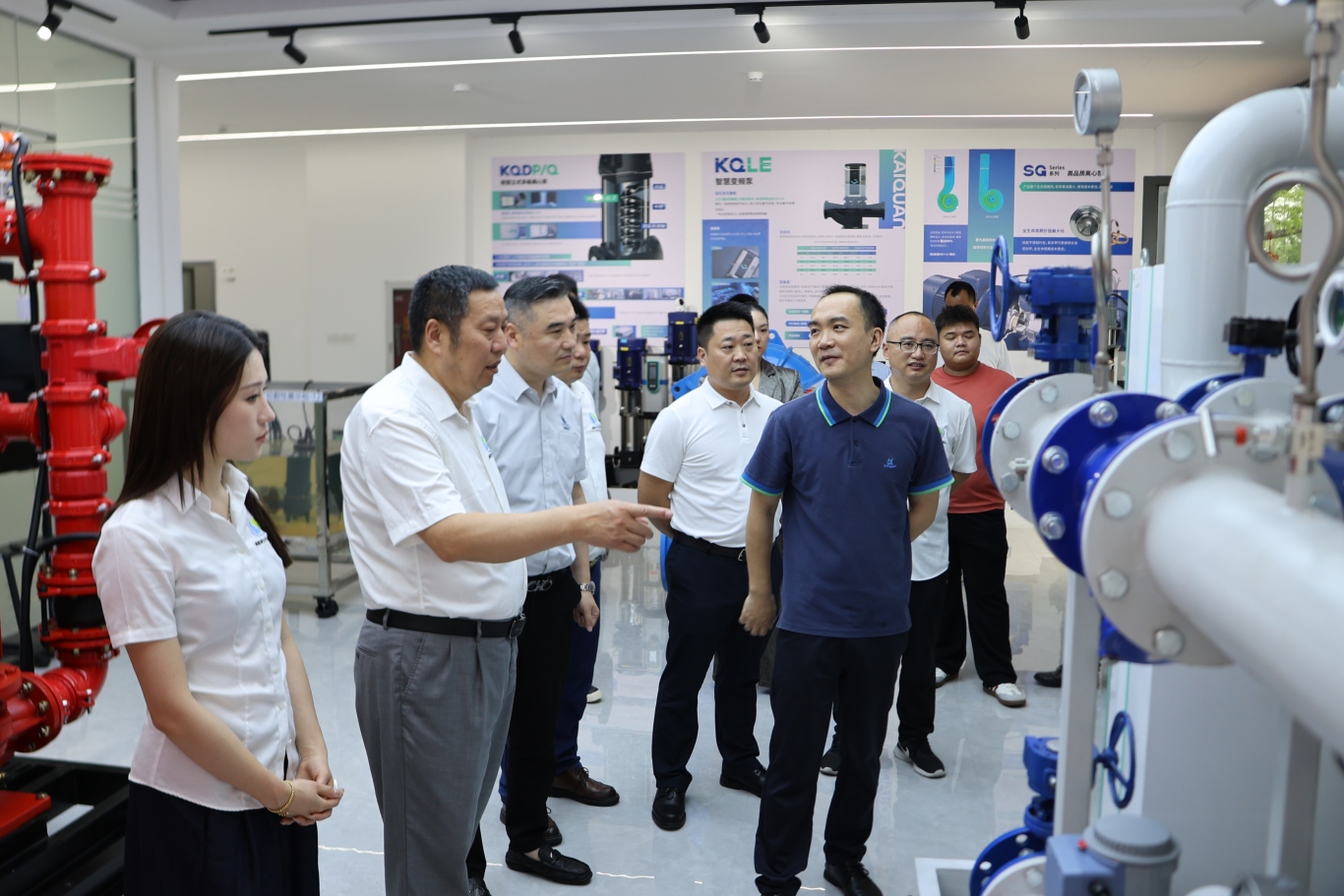 b29b88a436225f28b5dea5e538f31d13