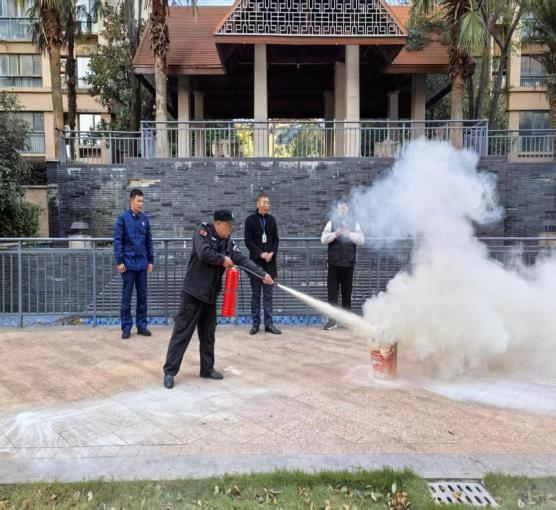 居安物业联合多方力量，漫谷小区消防演练筑牢安全“防火墙”——记漫谷小区“11.19”消防安全演练活动
