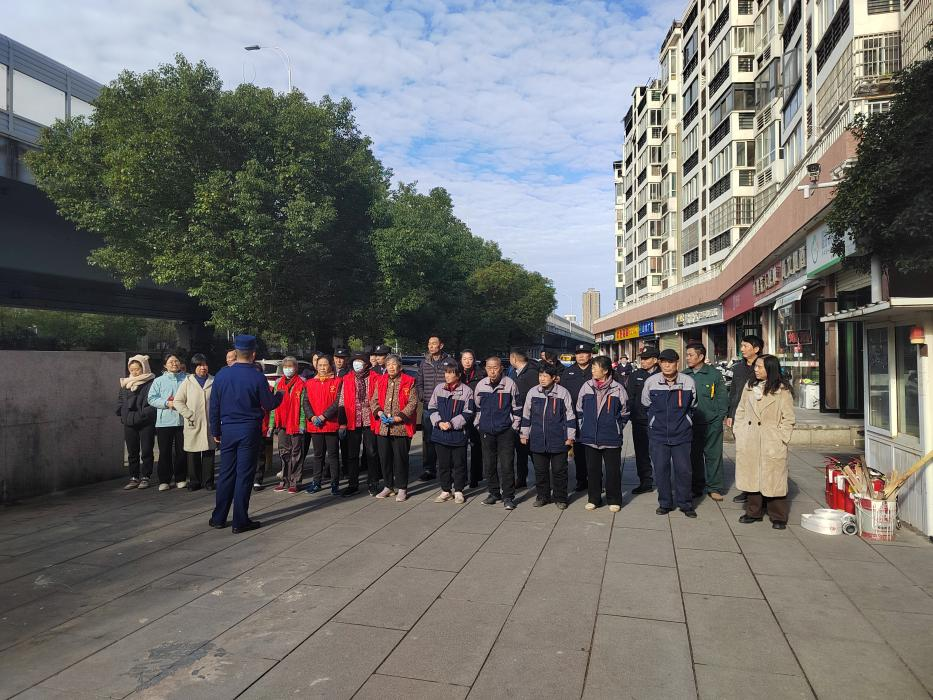 实操赋能筑安全 全民消防护家园——尚文创业城小区消防演练纪实