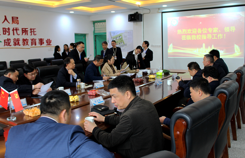 强化教育督导，聚焦精准发力，助推优质发展！——岳阳市义务教育教学质量调研小组莅临我校指导工作
