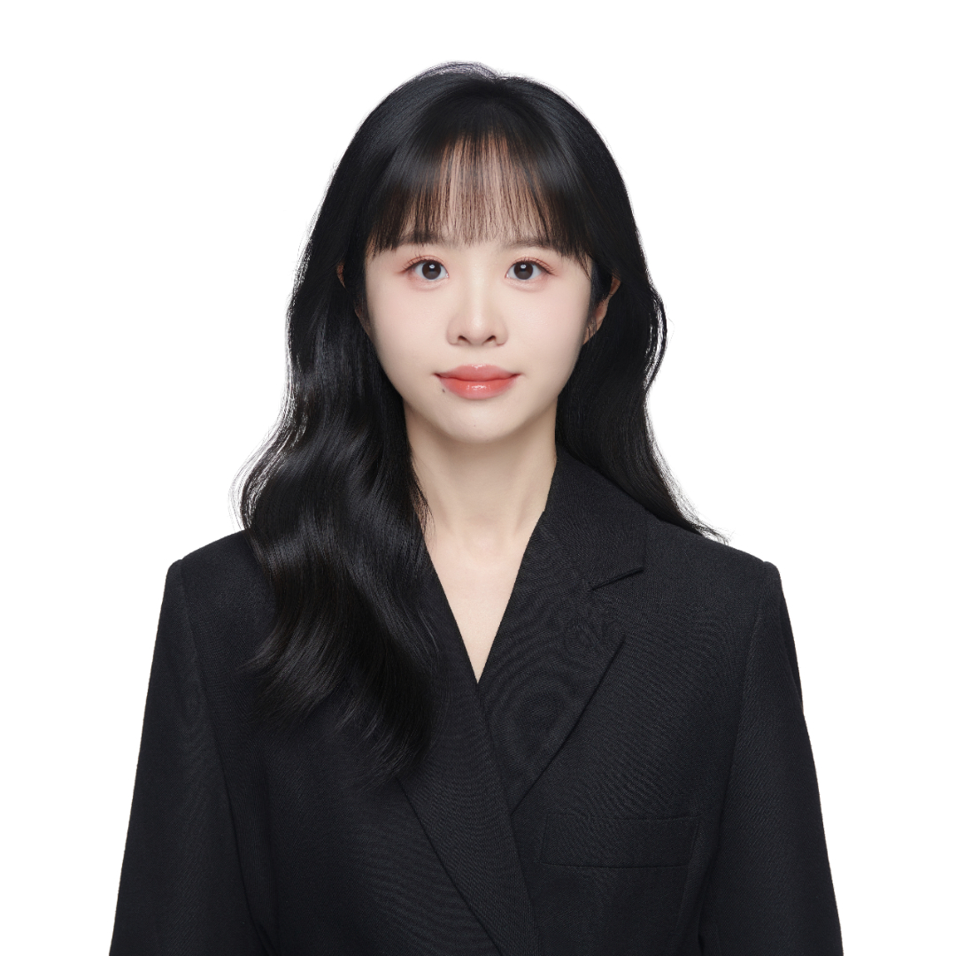 张敏仪白底证件照更新版本.JPG