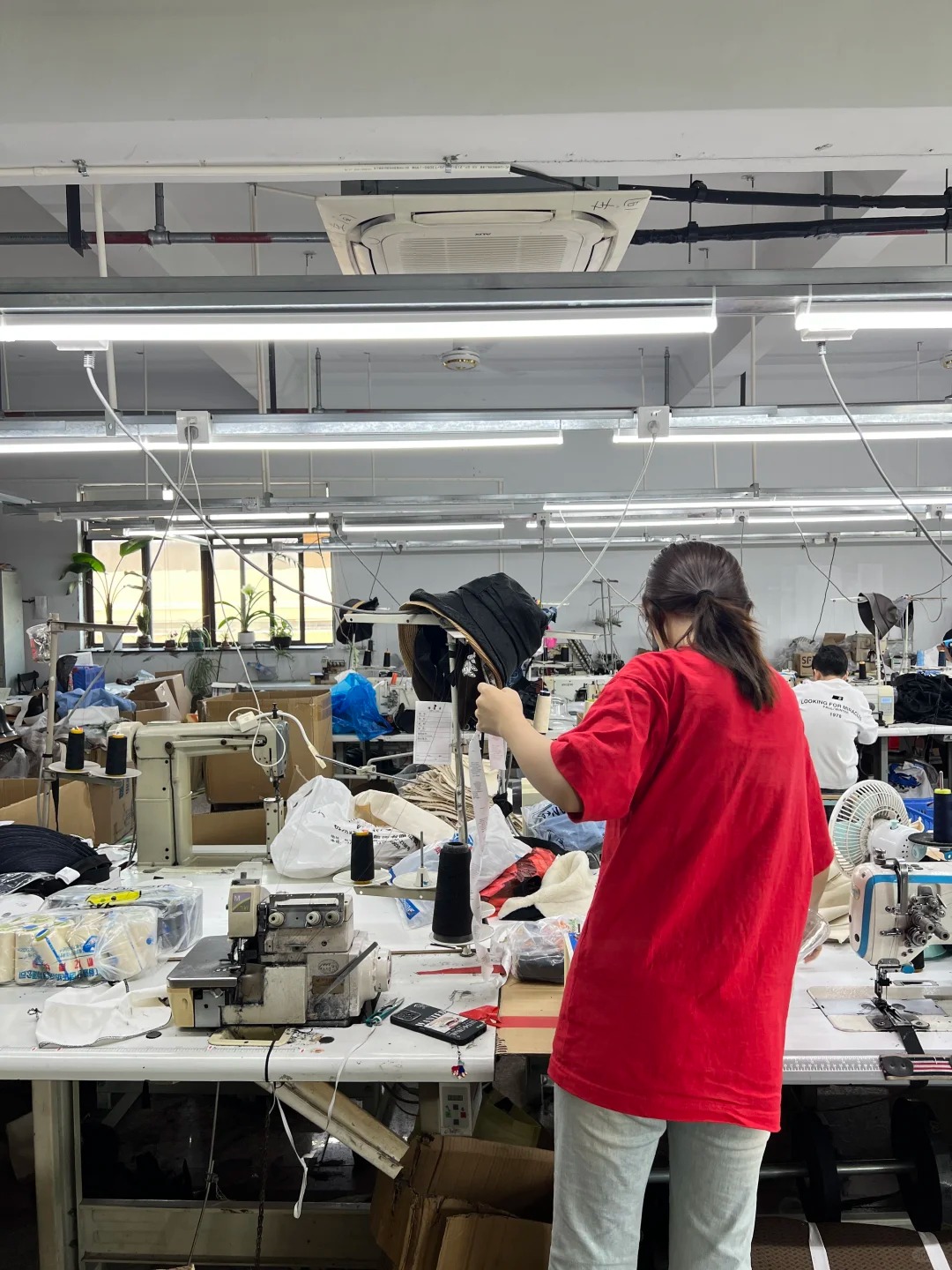 帽子加工厂.jpg