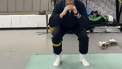 跳跃训练.gif