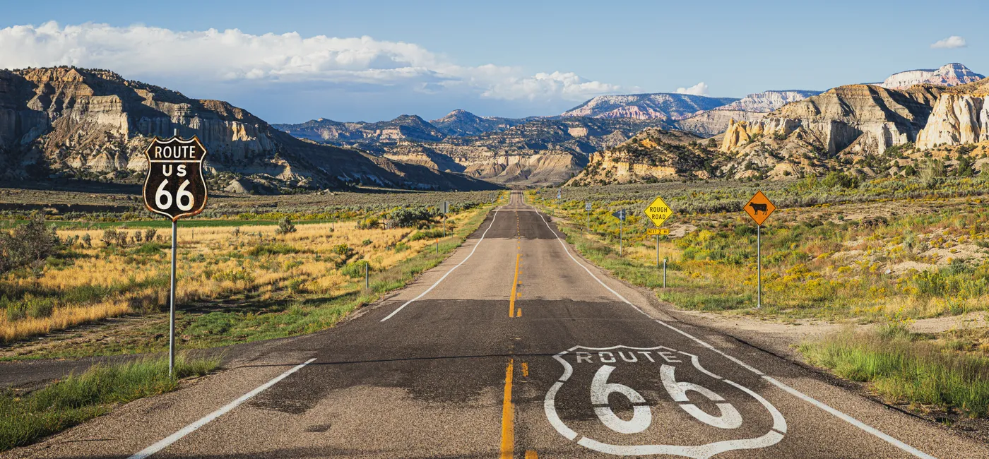 Image-Scenic-view-of-Route-66-in-the-American-Sout.jpg