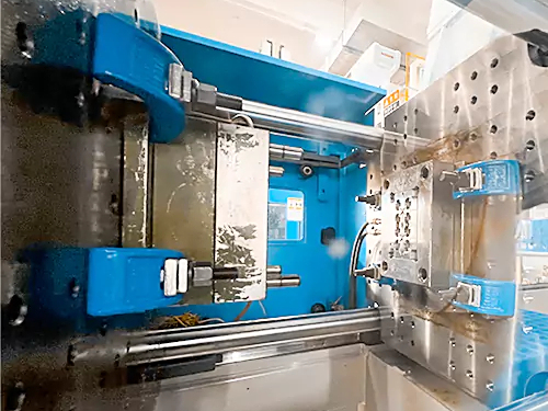 Vallo Plastic Injection Molding Service.jpg