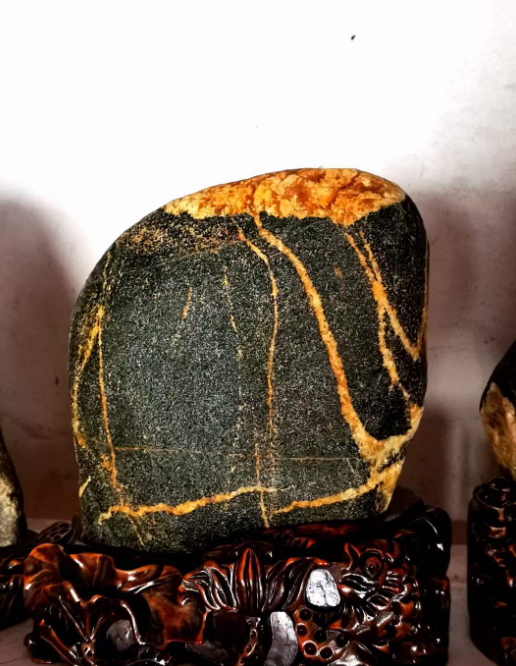 泰山石的三大核心作用：稳宅、养生、镇邪