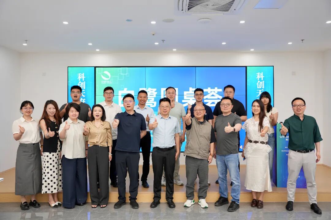 a1806cede38b90241d97397ad2cda953.jpg
