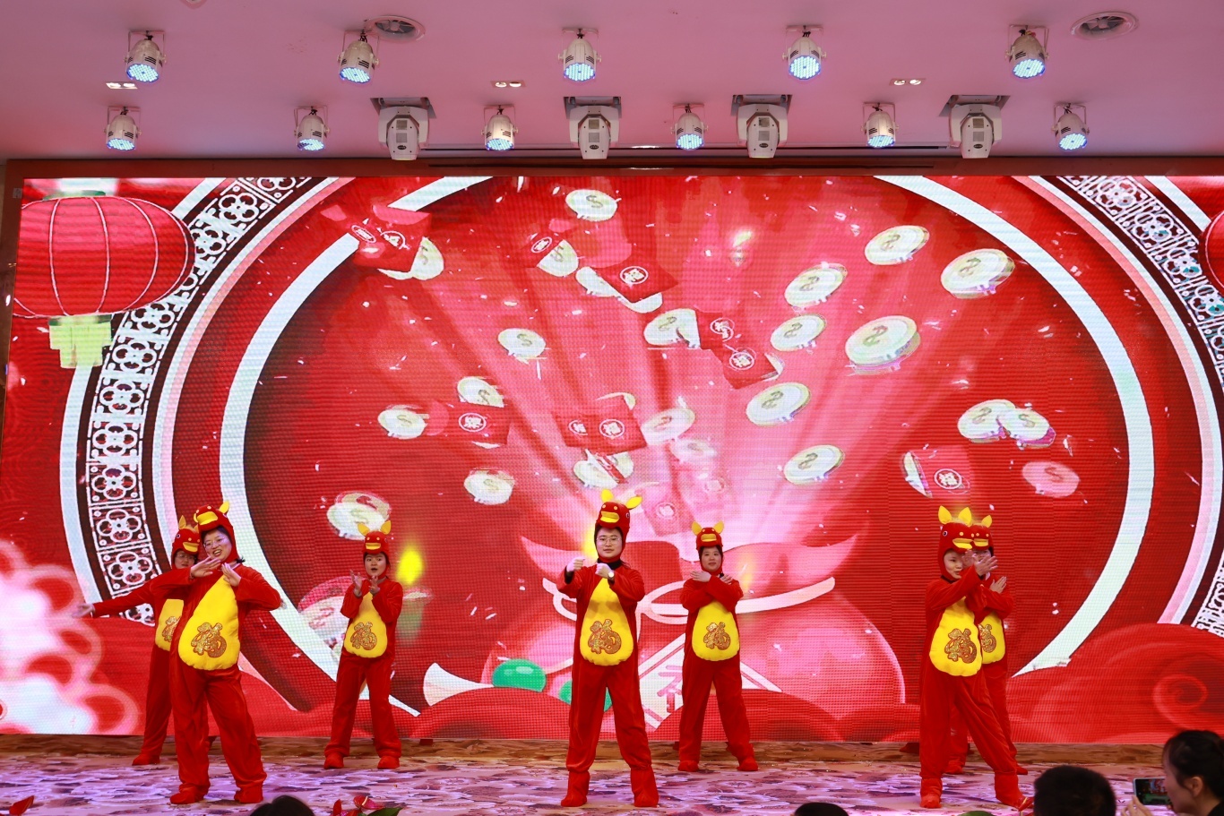 神马跃星河 聚力赢未来 ｜华神制药厂全体员工大会，华神制药厂暨西区团拜晚宴圆满结束