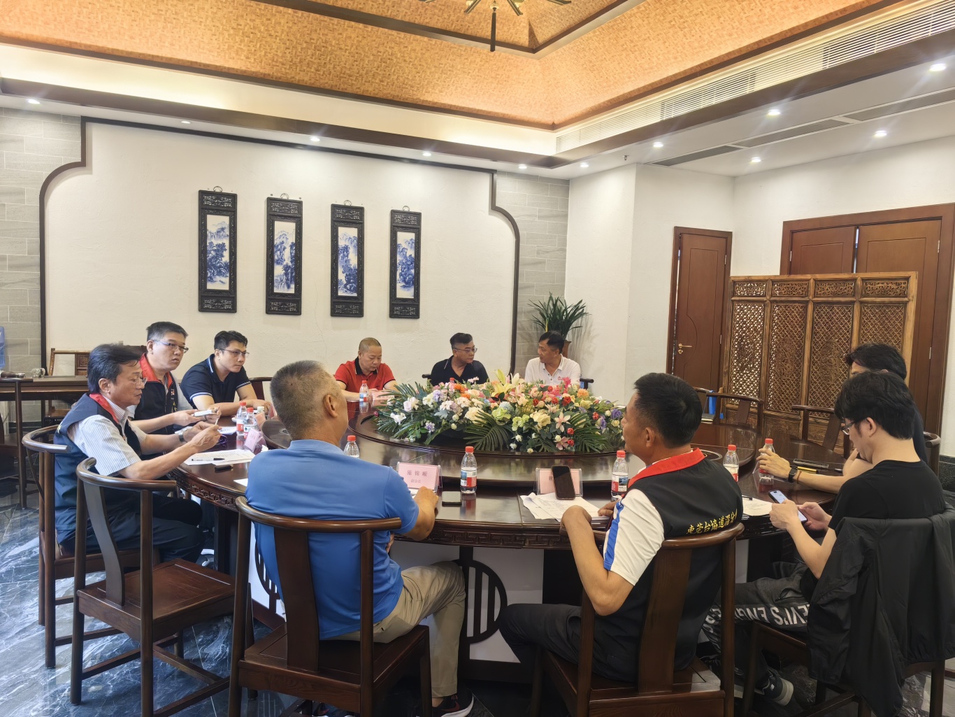 开会 (2).jpg
