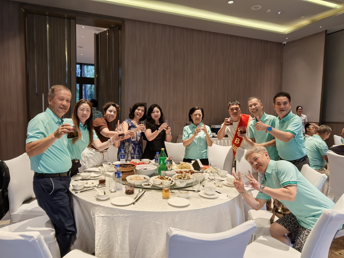 c5fcfd919209adebe6400cd31bf8155c.jpg