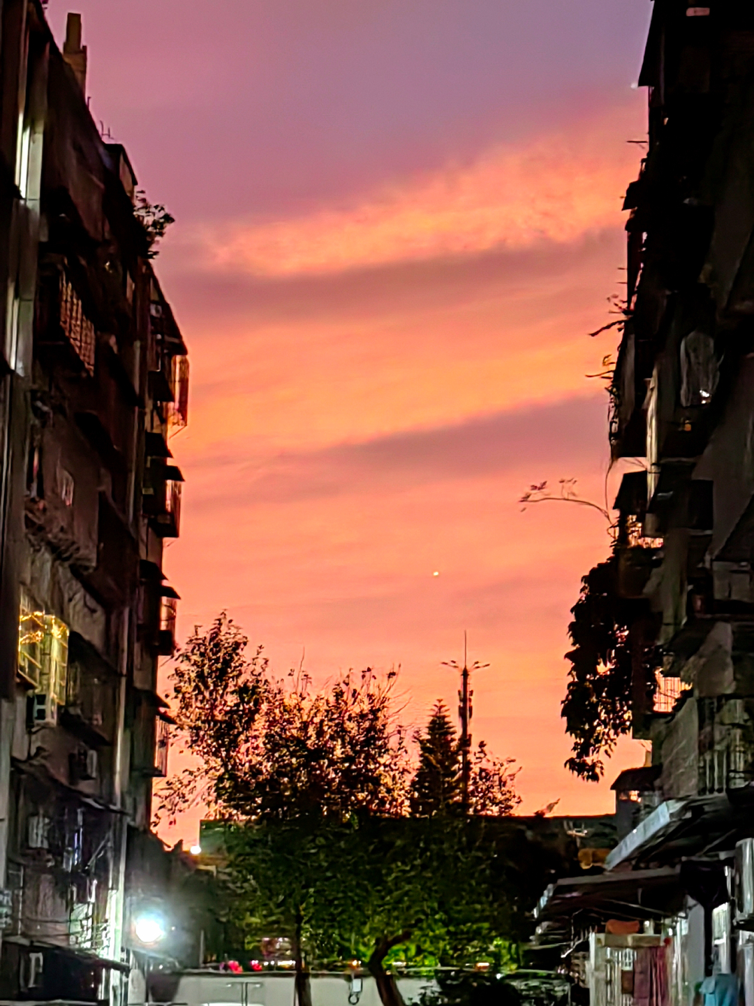 路途1.jpg 路途1.jpg