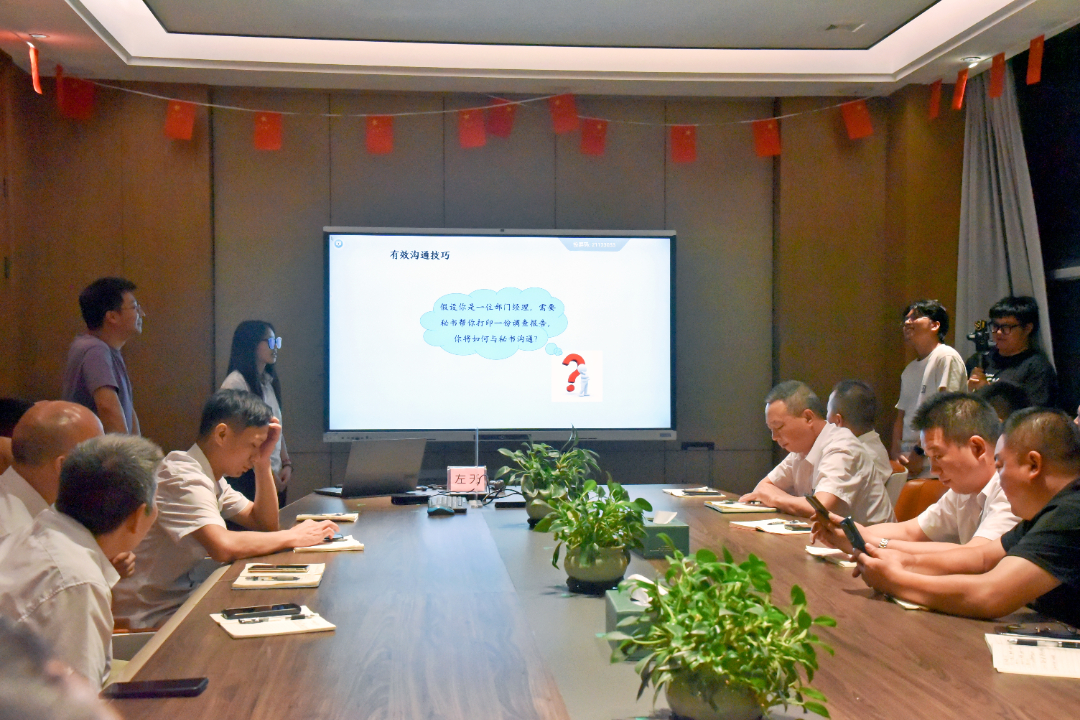度高家具员工情景模拟互动教学现场