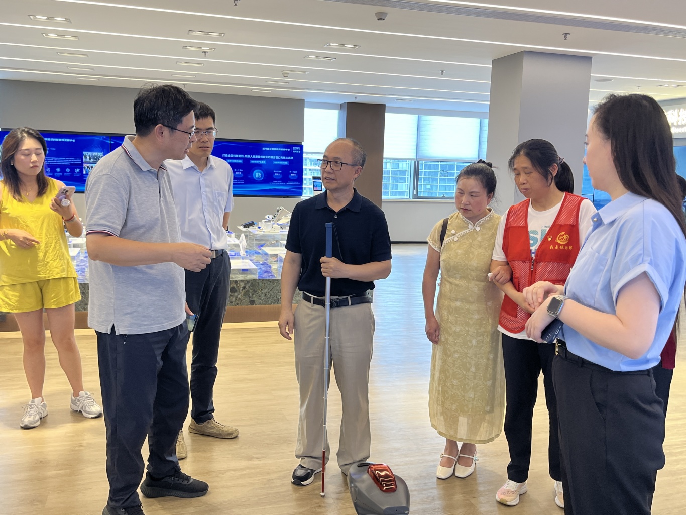 图为调研现场.jpg
