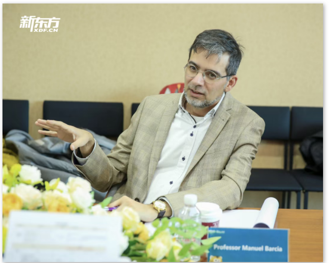 巴斯大学校长代表团到访新东方前途出国 携手共拓留学合作新机遇