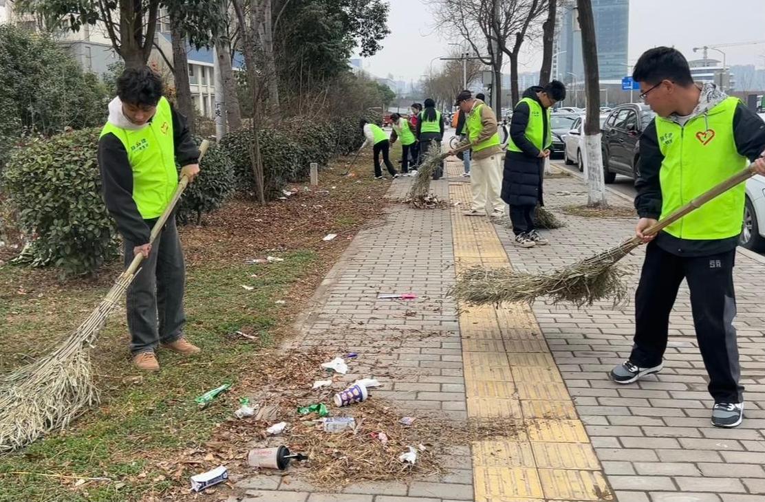与锦绣社区常态化志愿服务，第三年.jpg