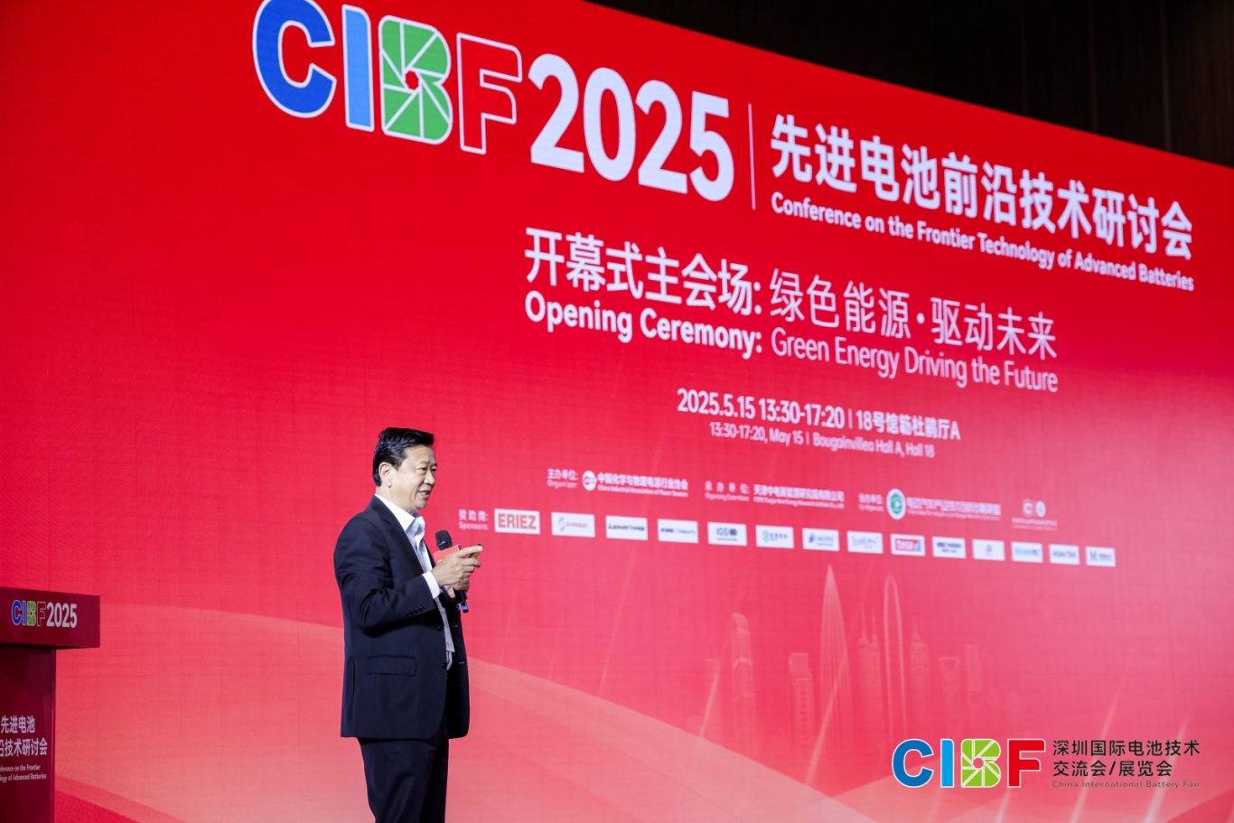 8ef5e772-fbb5-4ed5-8fb0-ebf7f015cb92.jpg