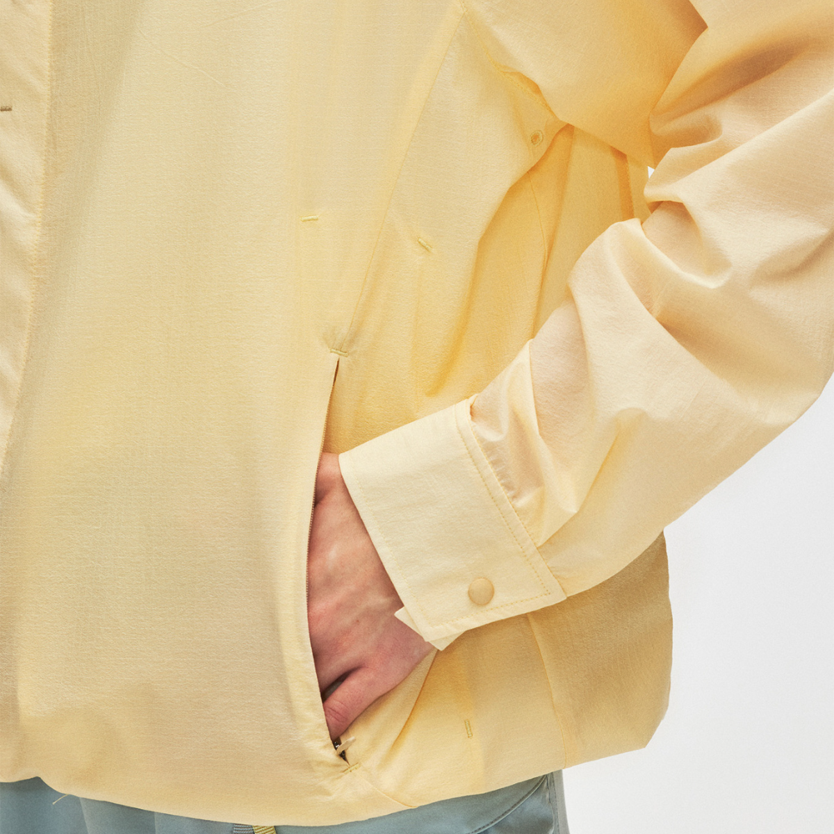 pop_2025春夏中国女装外套防晒服NOTHOMME_无感人_6198983 (5).jpg