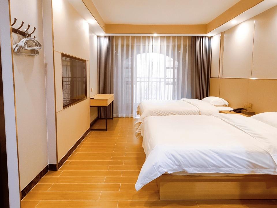 1765339695931895.jpg 微信图片_20251210102040313_5.jpg