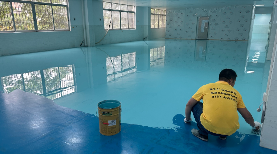 聚氨酯砂浆超耐磨自流平型地坪漆施工图